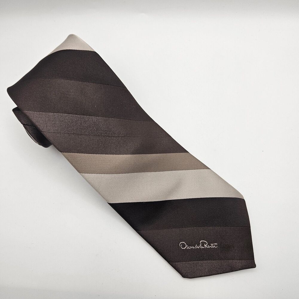 VTG Oscar de la Renta Designer 100% Silk Brown Stripe Gradient Tie 55.75x3.5"